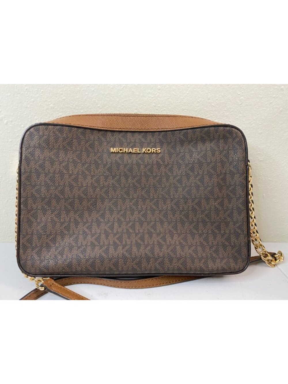 Michael Kors Crossbody Bag Brown Saffiano Leather Gold Chain Strap - Picture 3 of 12